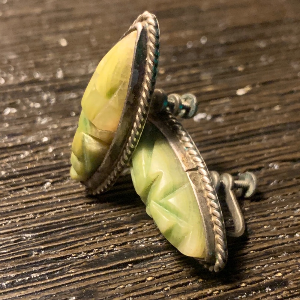 Jade earrings - Picture 6 of 6